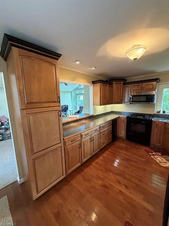 794 RHODODENDRON ROAD Hillsville, VA 24343