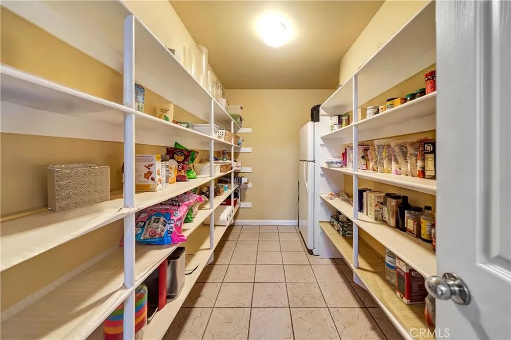 23556 Lull West Hills, CA 91304