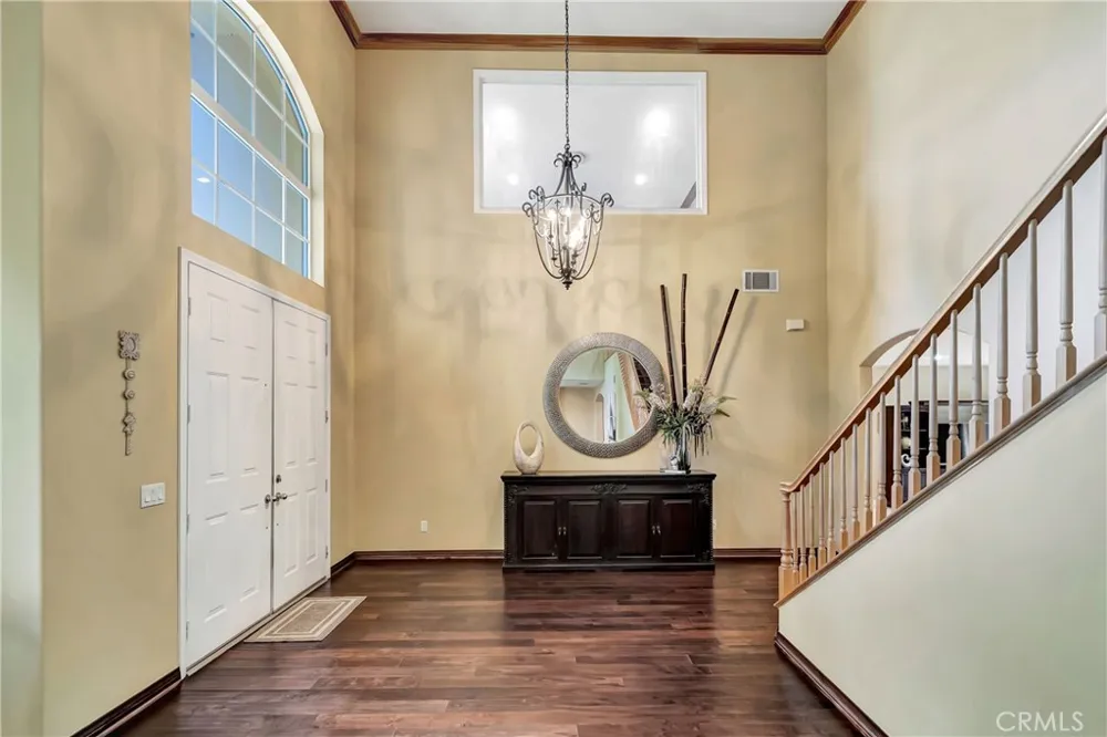 23556 Lull West Hills, CA 91304