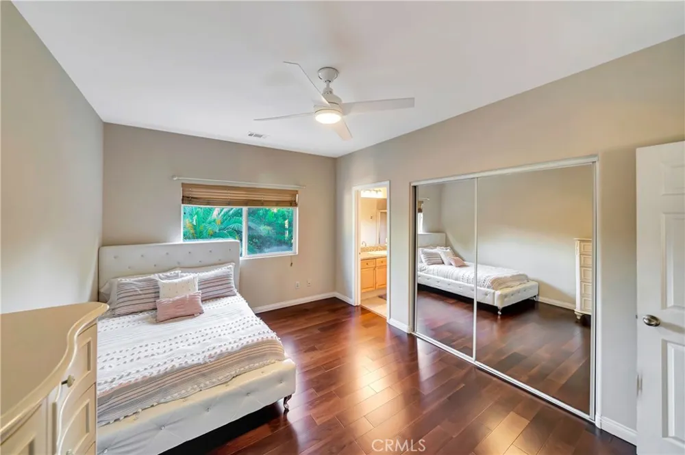 23556 Lull West Hills, CA 91304