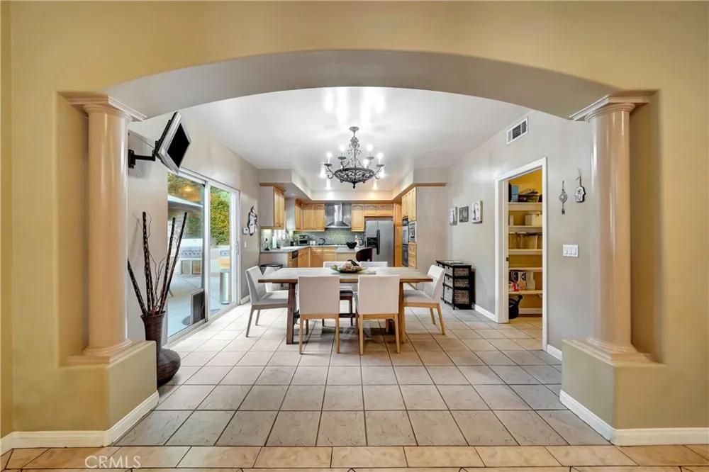 23556 Lull West Hills, CA 91304
