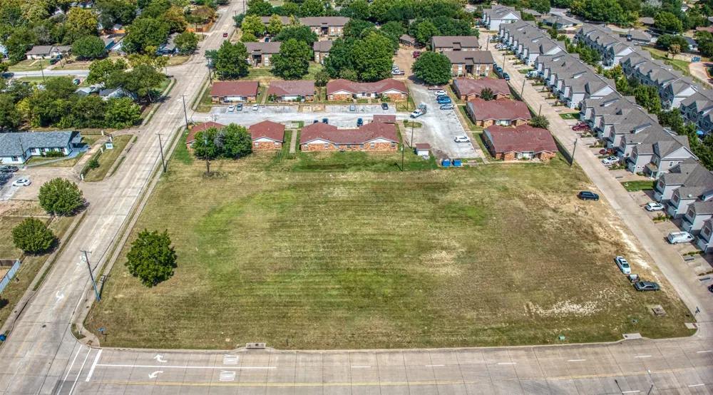 14th Street Midlothian, TX 76065