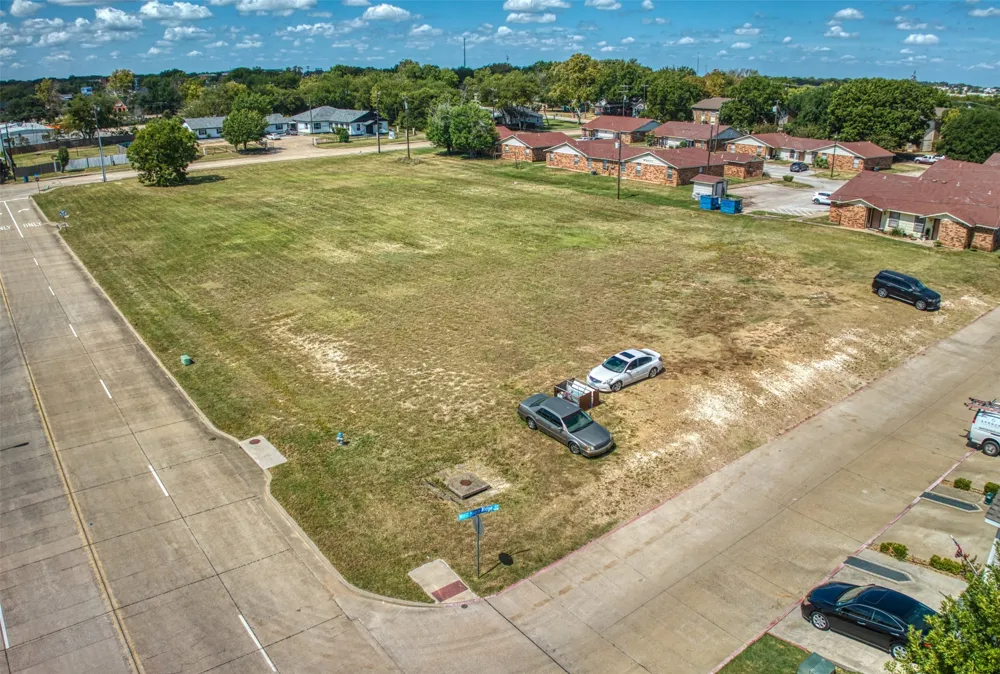 14th Street Midlothian, TX 76065