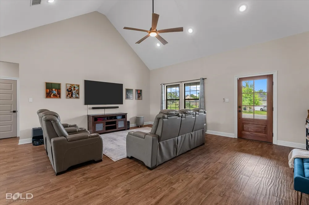 20 Legacy Court Haughton, LA 71037