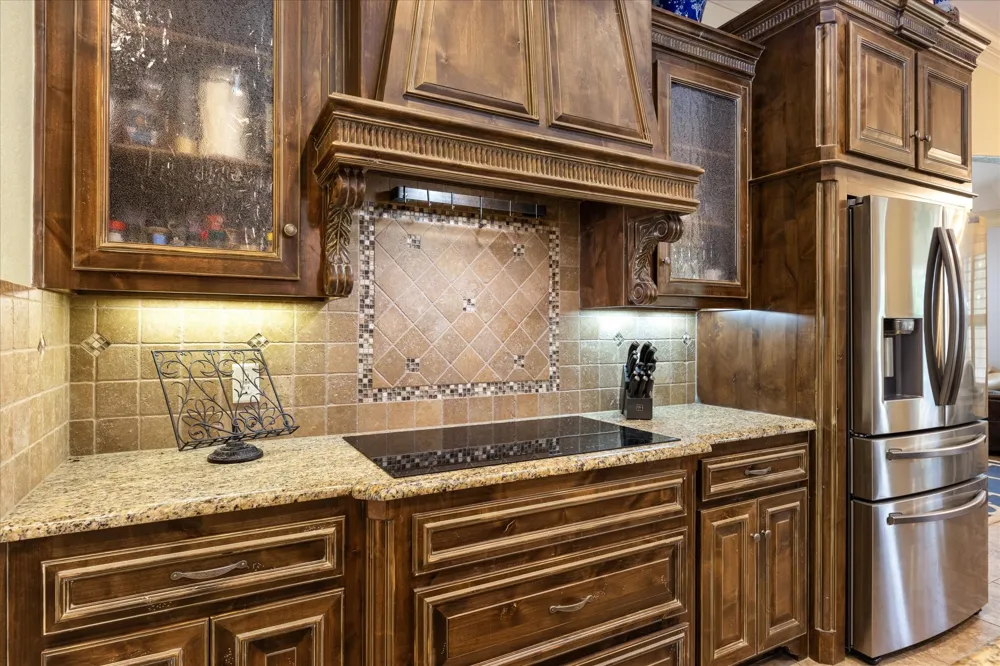 1011 Sunset Bay Court Granbury, TX 76048