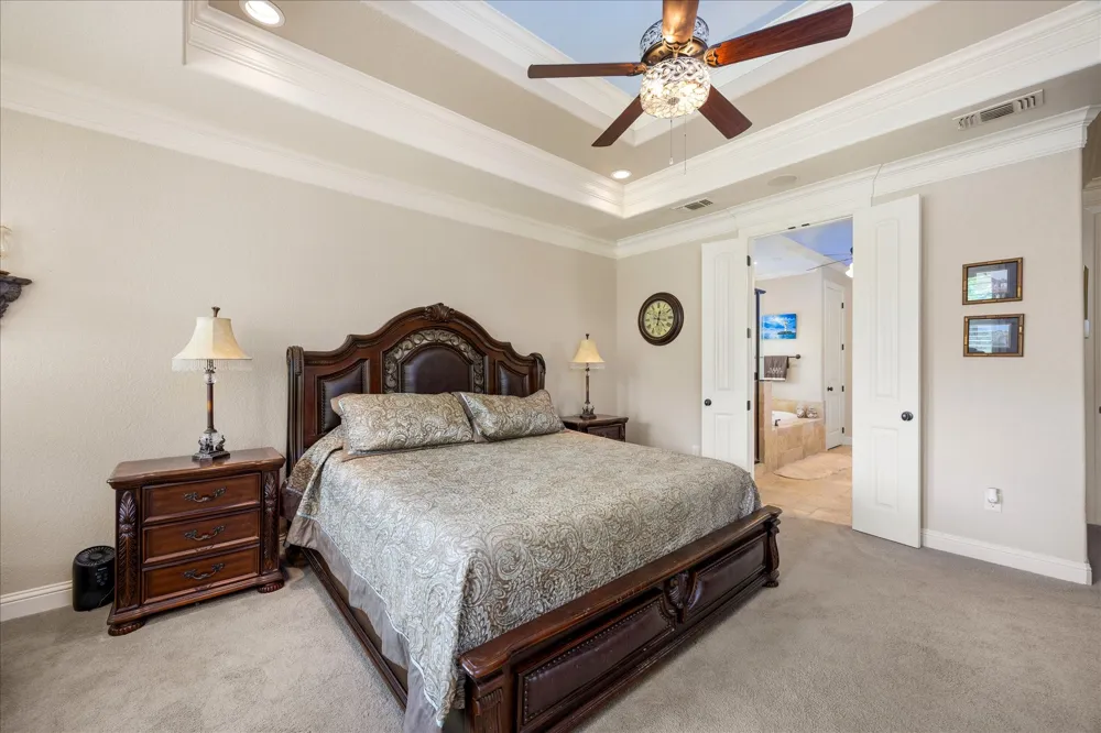 1011 Sunset Bay Court Granbury, TX 76048