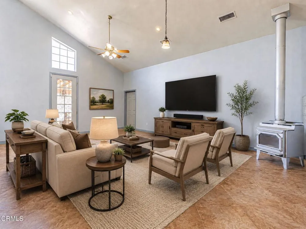33000 106th Street E Juniper Hills, CA 93543
