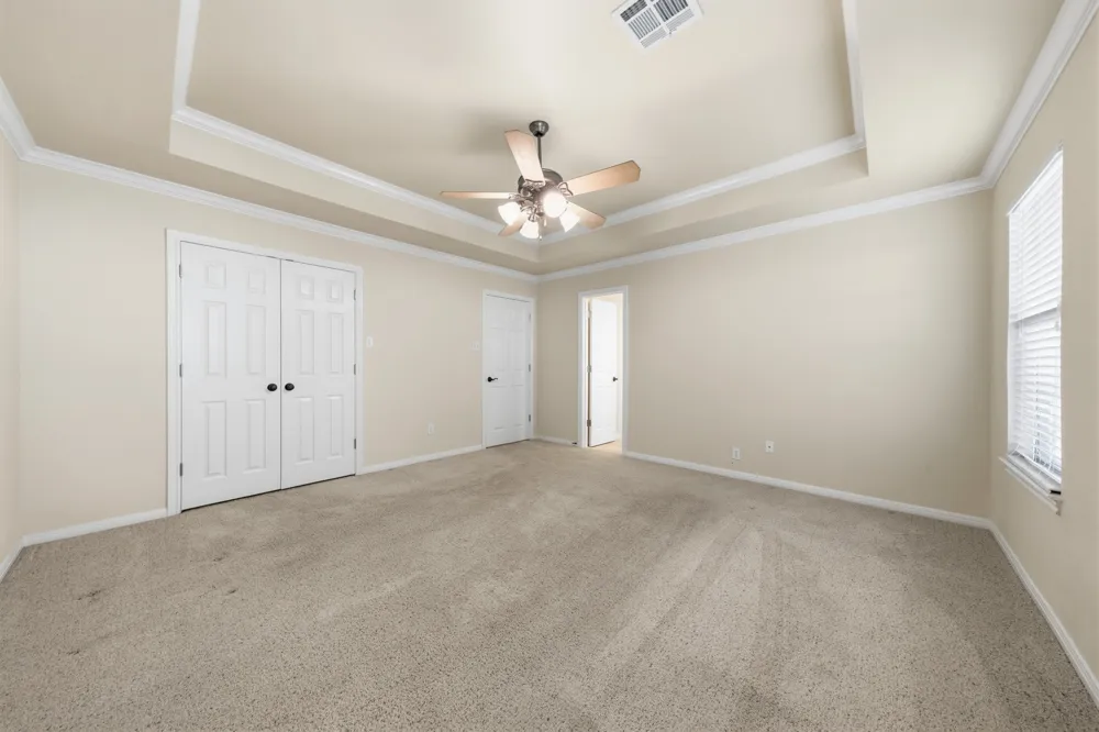 210 S Reagan Street West, TX 76691