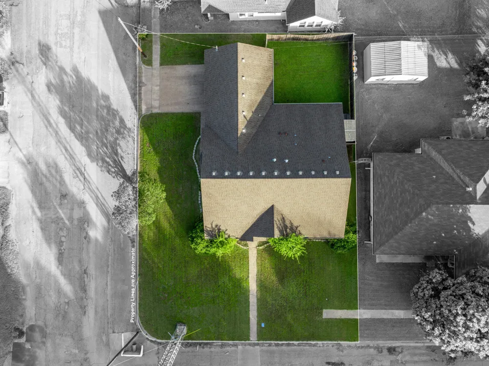 210 S Reagan Street West, TX 76691