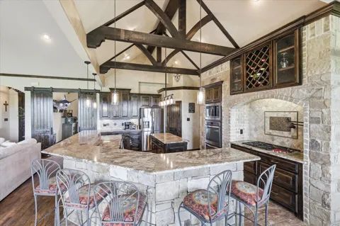 160 Vista Ridge Drive