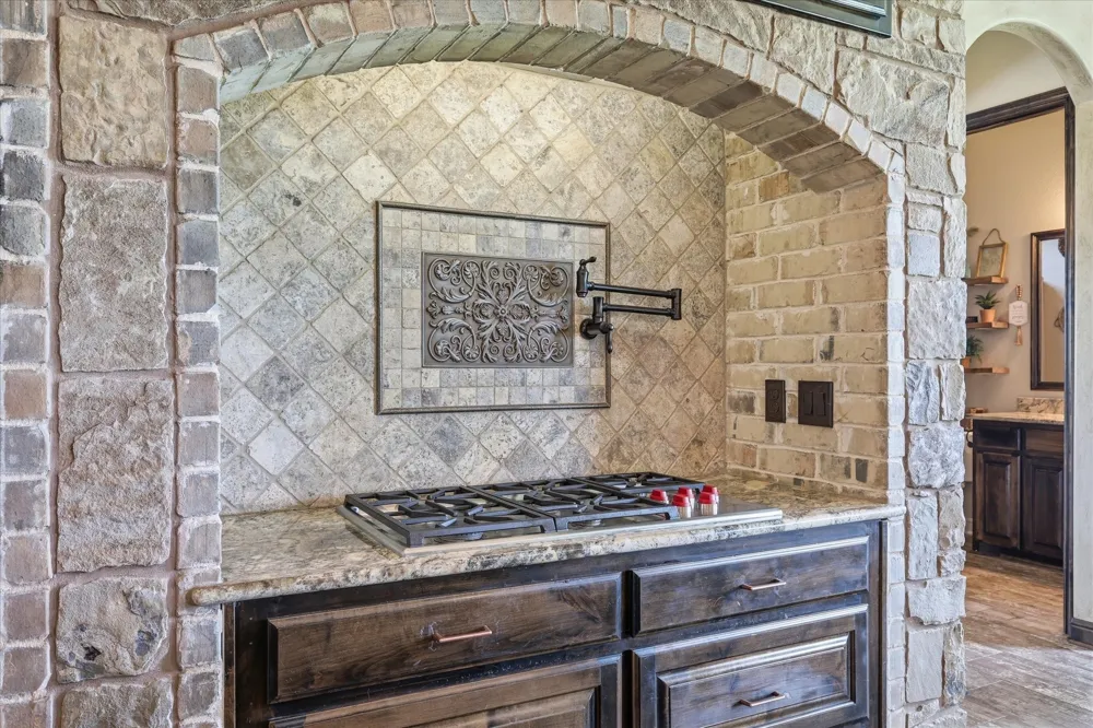 160 Vista Ridge Drive Decatur, TX 76234