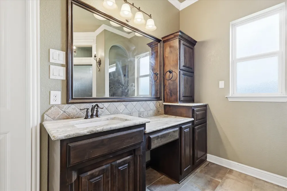 160 Vista Ridge Drive Decatur, TX 76234