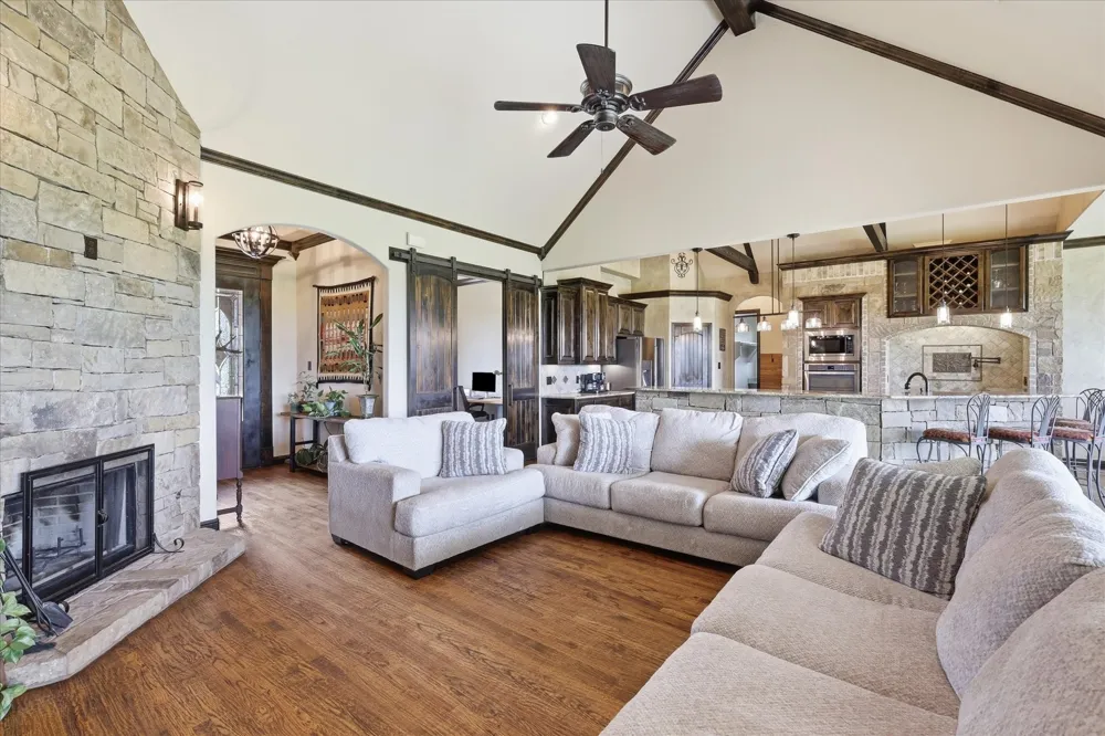 160 Vista Ridge Drive Decatur, TX 76234