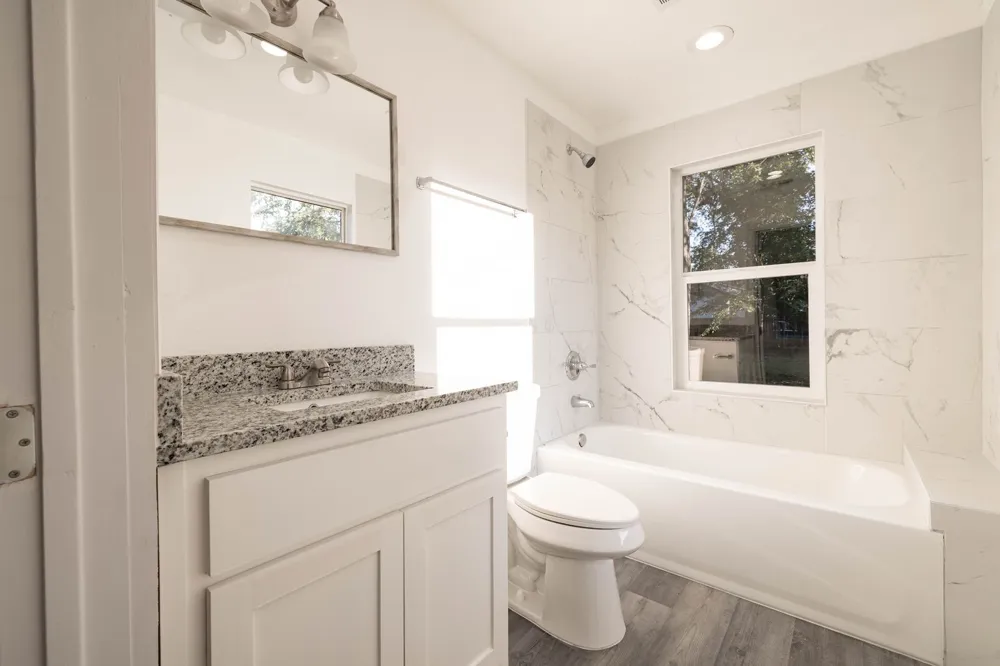 415 W 7th Street Bonham, TX 75418