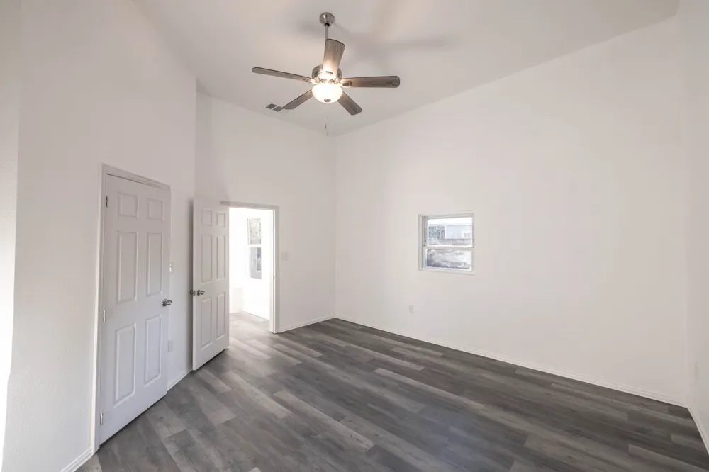 415 W 7th Street Bonham, TX 75418