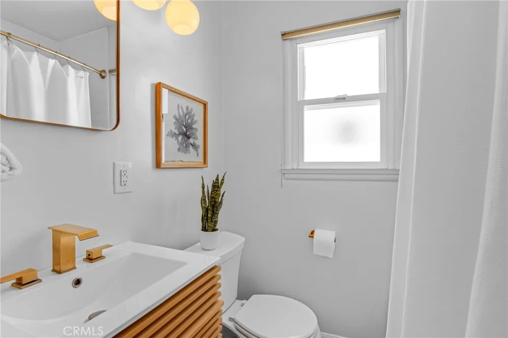424 S Meadows Ave Manhattan Beach, CA 90266