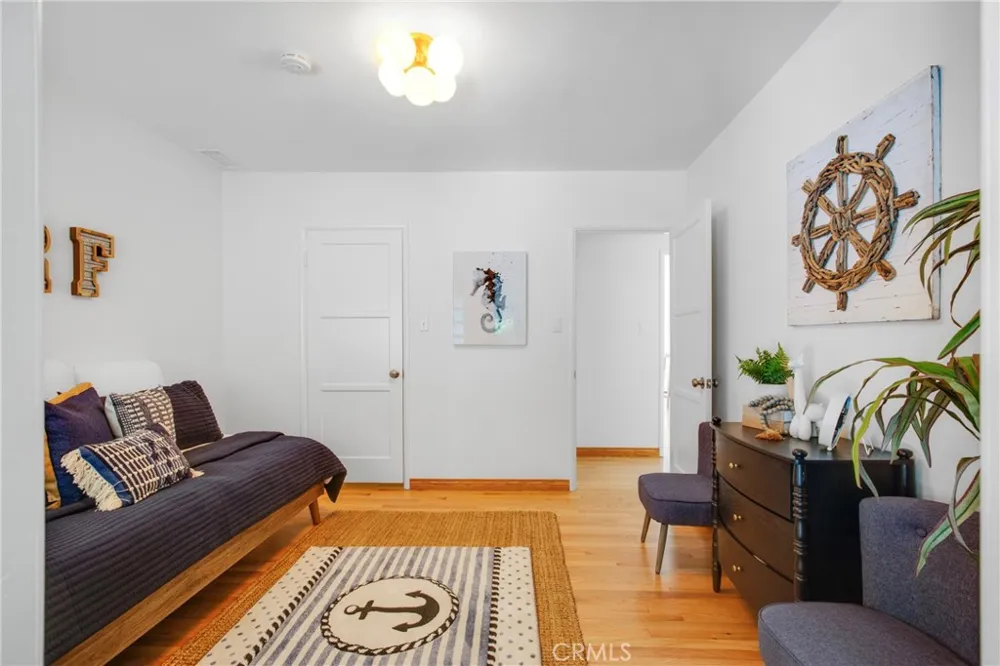 424 S Meadows Ave Manhattan Beach, CA 90266
