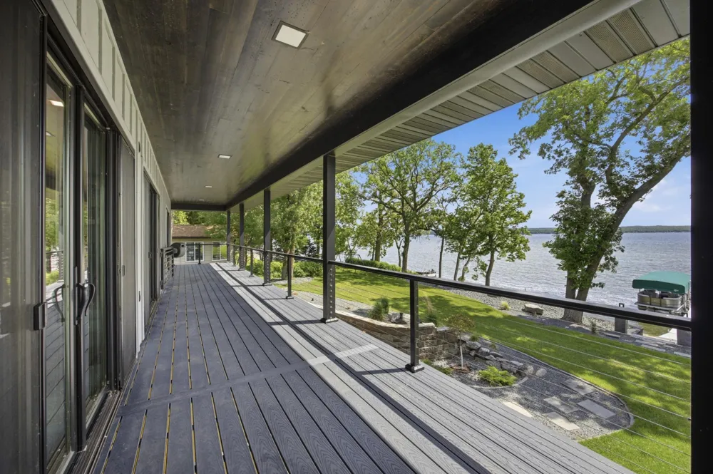 826 Shorewood Drive Detroit Lakes, MN 56501