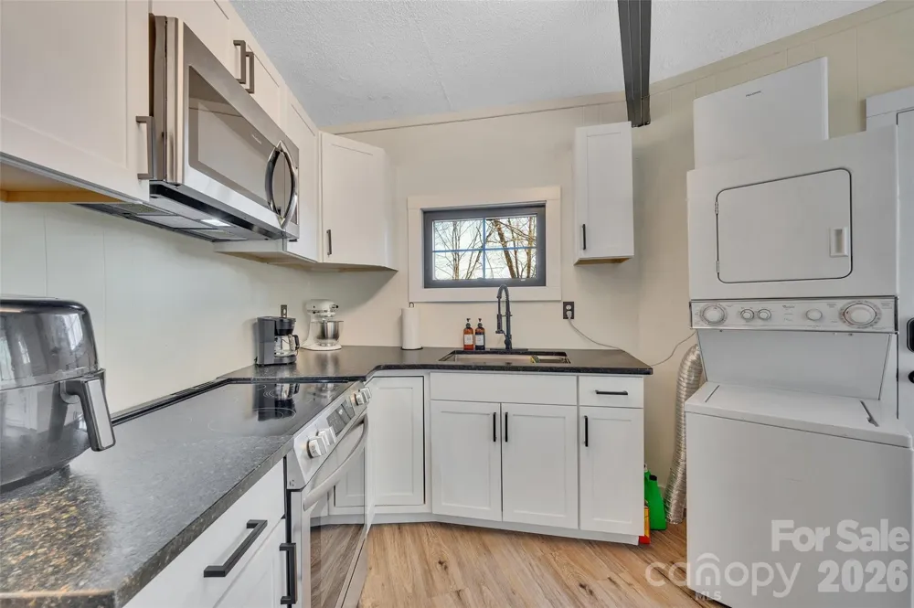 109 Beechwood Lane Beech Mountain, NC 28604