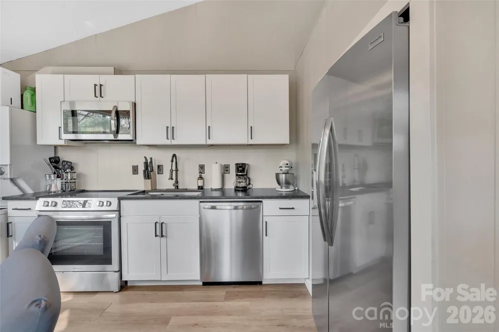 109 Beechwood Lane Beech Mountain, NC 28604