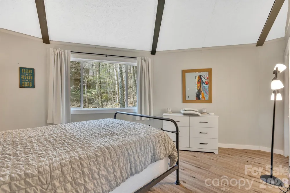 109 Beechwood Lane Beech Mountain, NC 28604