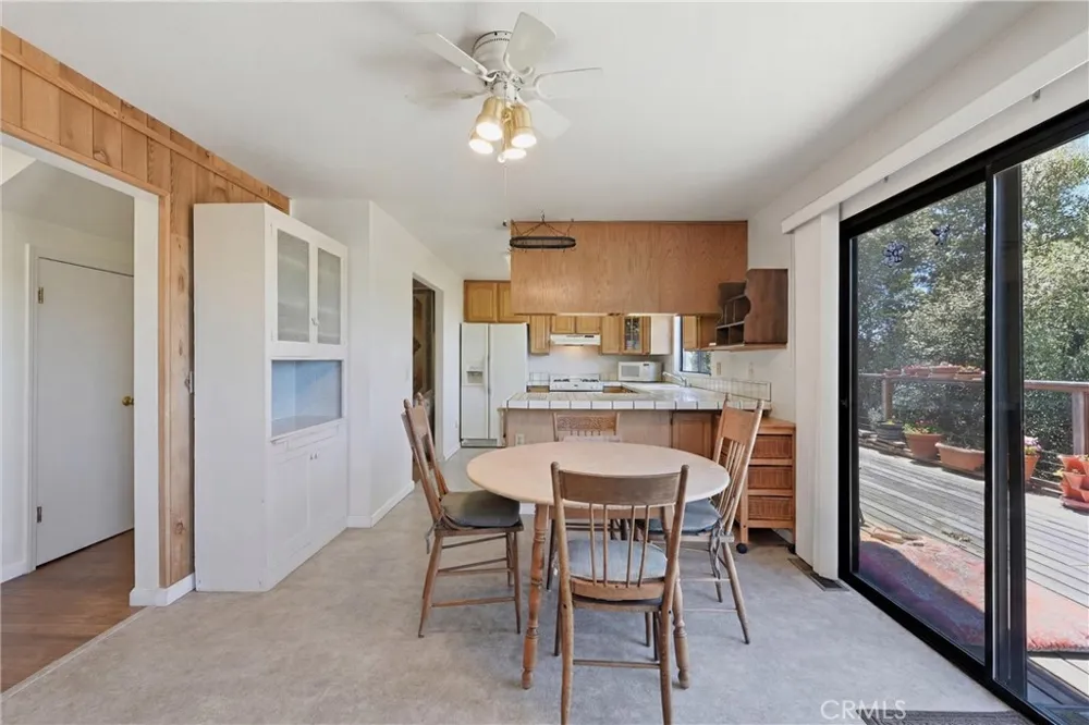 18522 Sentinel Court Hidden Valley Lake, CA 95467