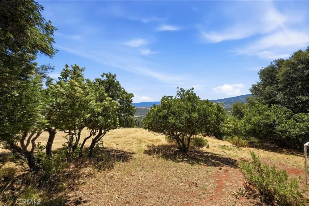 18522 Sentinel Court Hidden Valley Lake, CA 95467