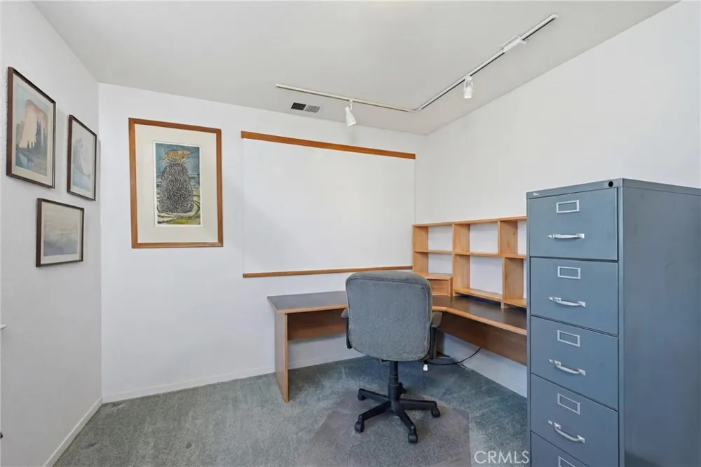 18522 Sentinel Court Hidden Valley Lake, CA 95467