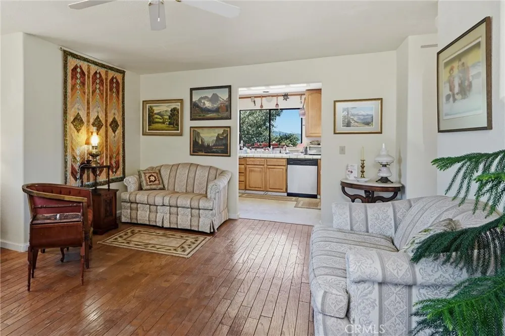 18522 Sentinel Court Hidden Valley Lake, CA 95467