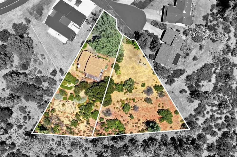 18522 Sentinel Court Hidden Valley Lake, CA 95467