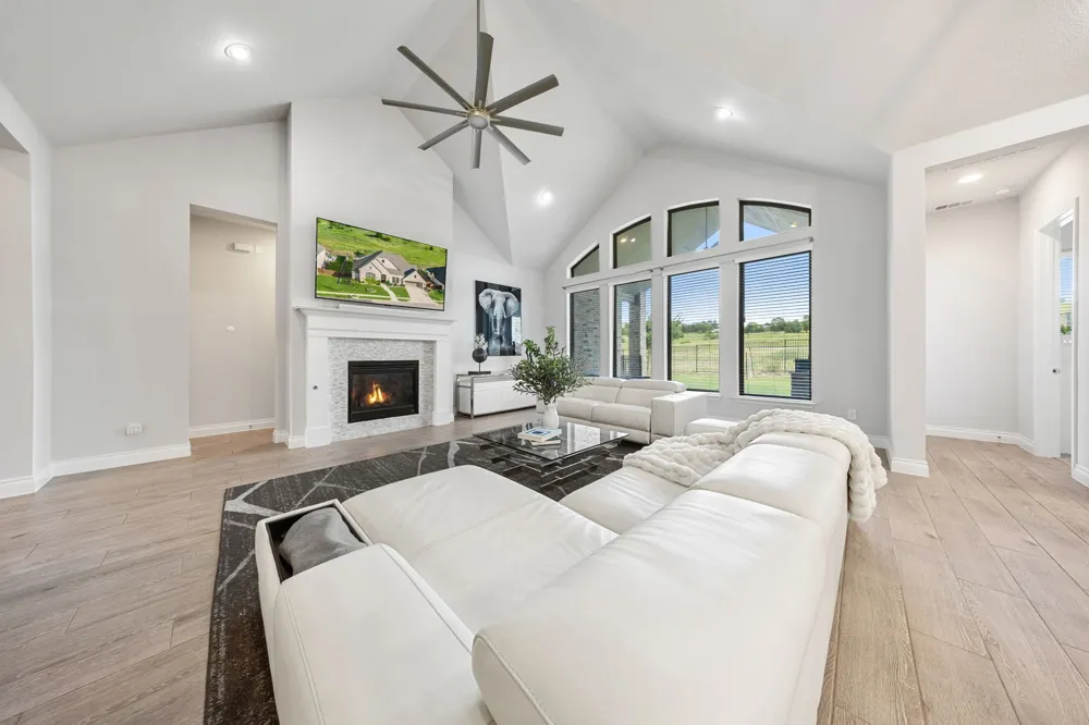 996 Myers Park Trail Roanoke, TX 76262
