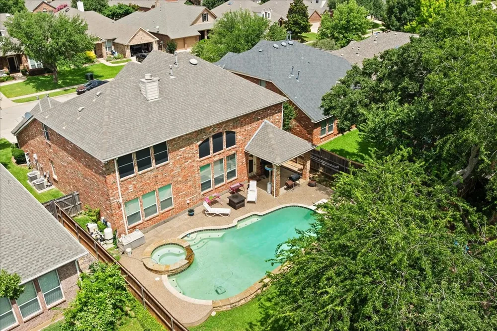 6705 Glade Drive Arlington, TX 76001