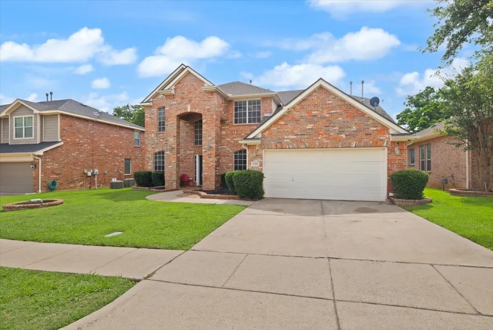 6705 Glade Drive Arlington, TX 76001