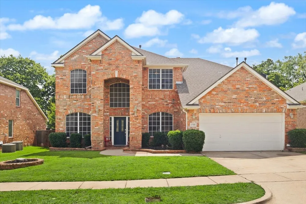 6705 Glade Drive Arlington, TX 76001