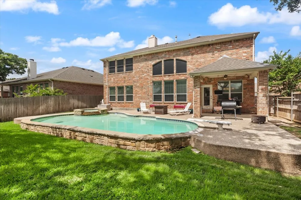 6705 Glade Drive Arlington, TX 76001