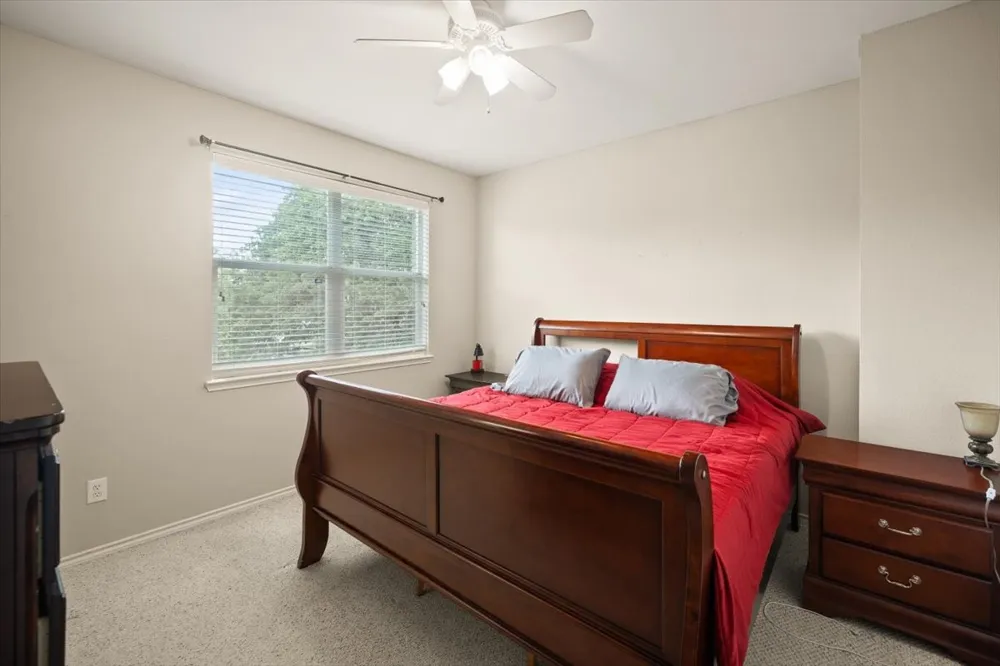6705 Glade Drive Arlington, TX 76001