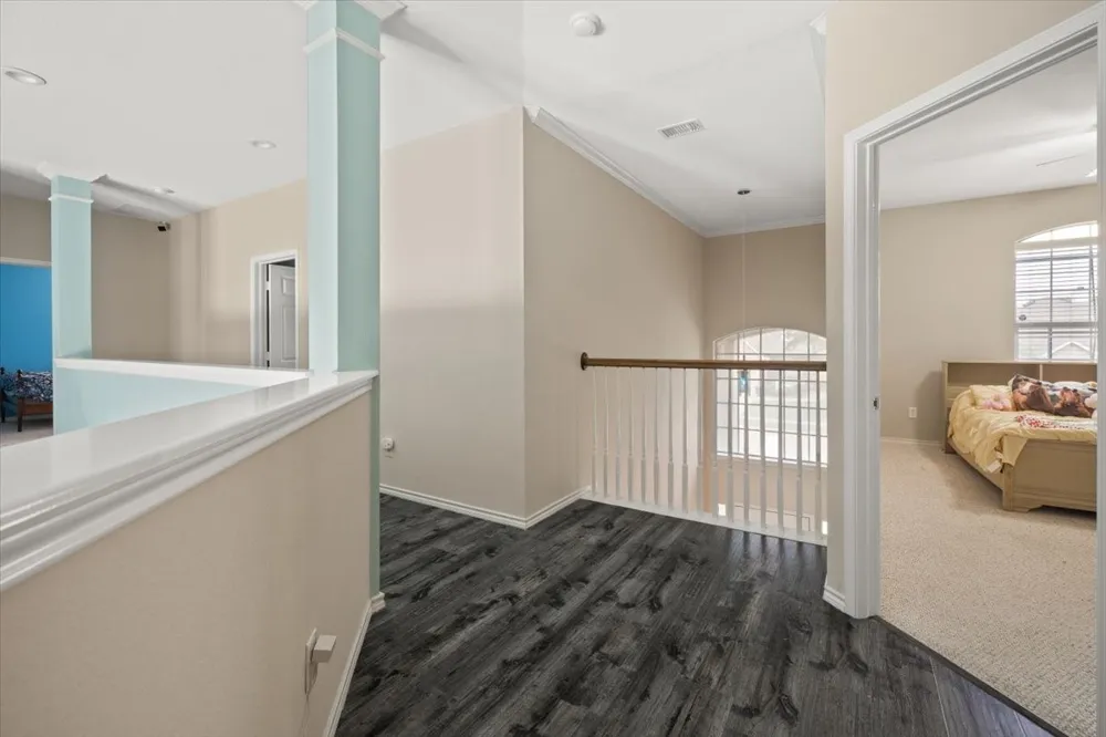 6705 Glade Drive Arlington, TX 76001