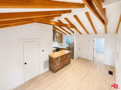 6853 Alta Loma Terrace