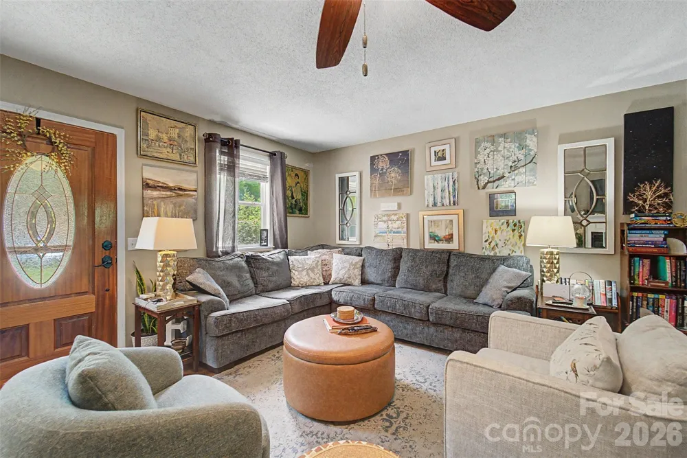 1364 Atoah Road Robbinsville, NC 28771