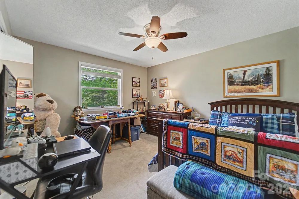 1364 Atoah Road Robbinsville, NC 28771
