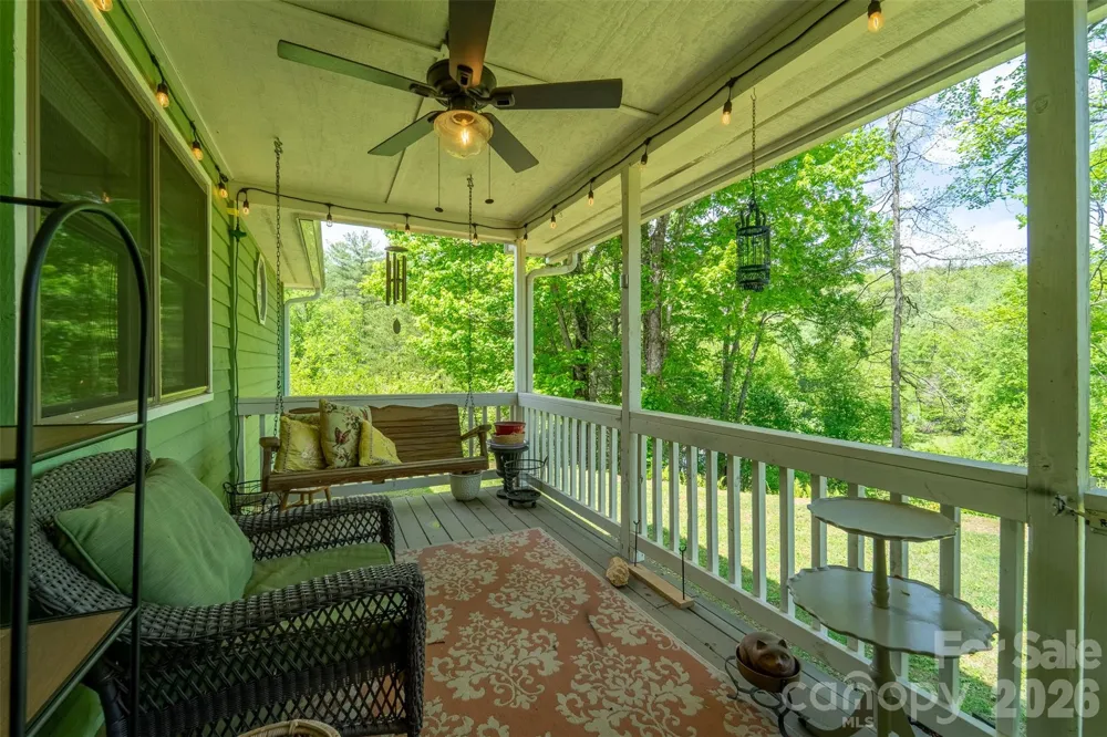 1364 Atoah Road Robbinsville, NC 28771