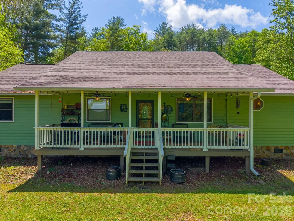 1364 Atoah Road Robbinsville, NC 28771