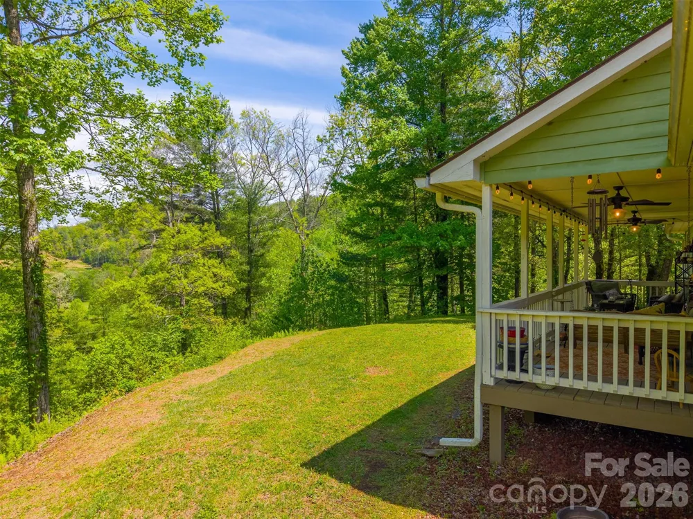 1364 Atoah Road Robbinsville, NC 28771