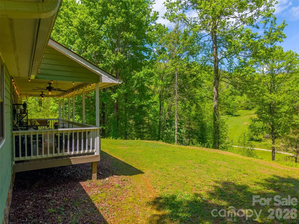 1364 Atoah Road Robbinsville, NC 28771