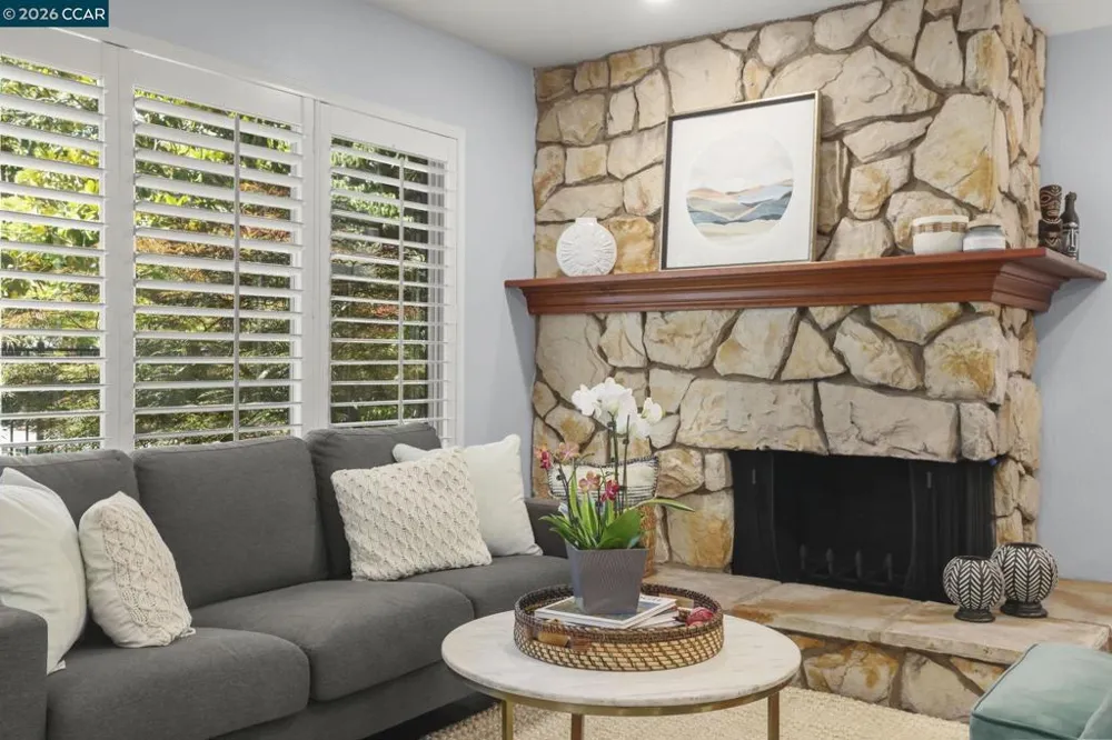 2135 Ascot Dr #13 Moraga, CA 94556