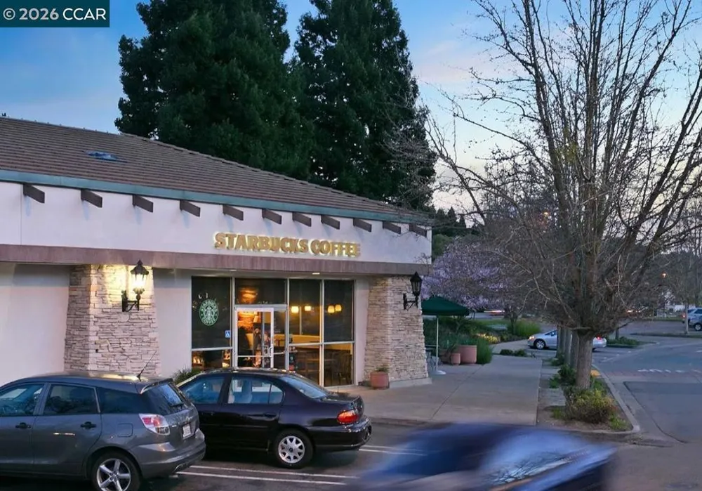 2135 Ascot Dr #13 Moraga, CA 94556