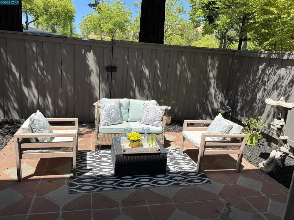 2135 Ascot Dr #13 Moraga, CA 94556