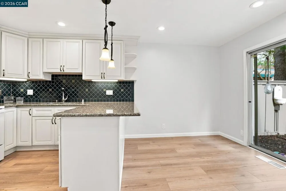 2135 Ascot Dr #13 Moraga, CA 94556