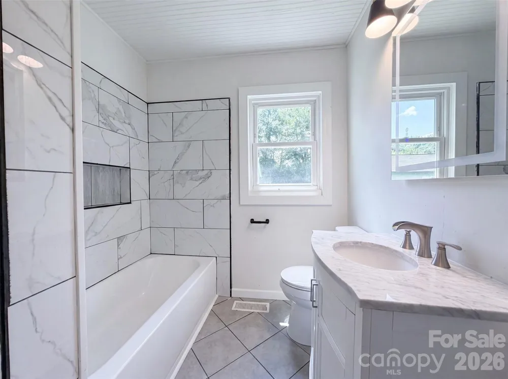 206 Lilly Street Cherryville, NC 28021