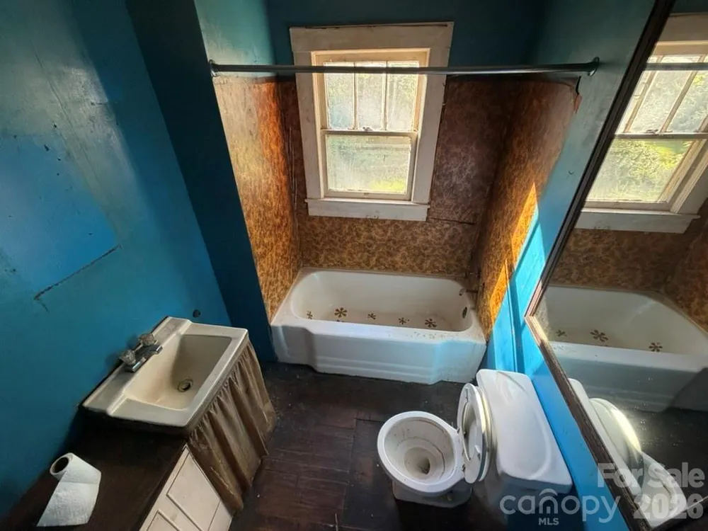 3370 Rocky Road Lenoir, NC 28645